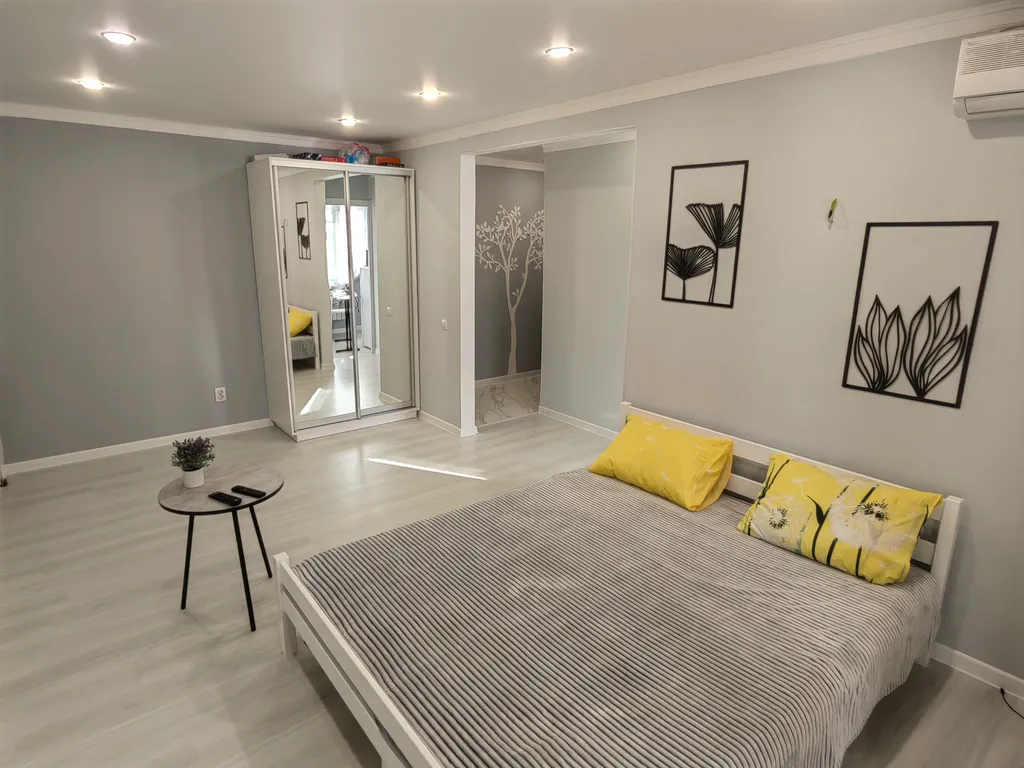 Уютная квартира со свежим ремонтом — аренда посуточно в Оренбург