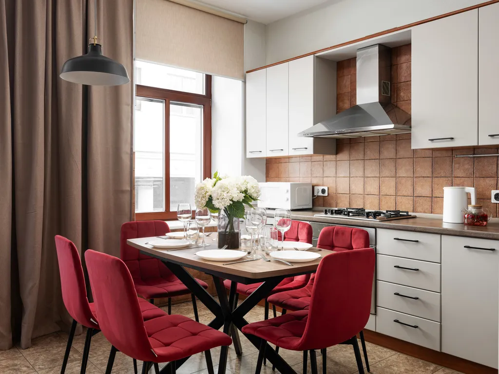 Просторная четверка в особняке на Старом Арбате