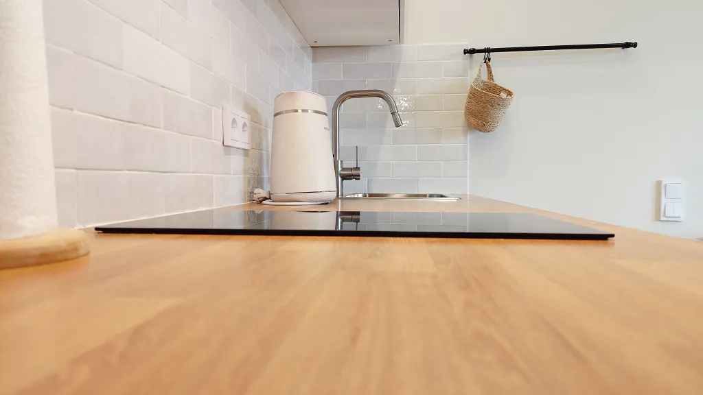 Студия в стиле бохо с видом на горы — уют и комфорт в центре