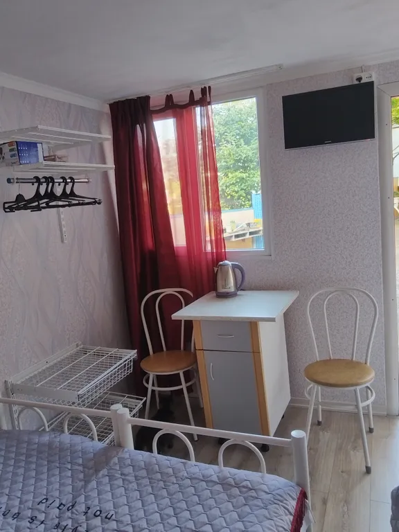 Уютный летний домик в центре города