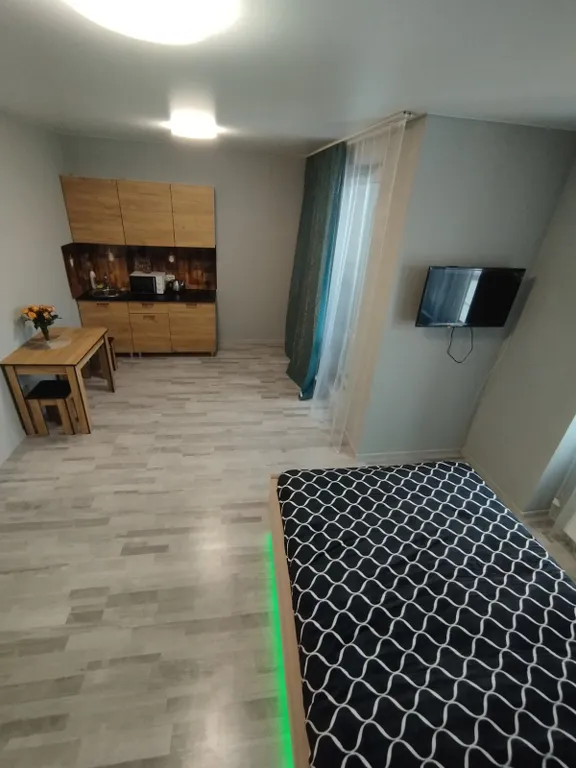 Студия у набережной в самом центре