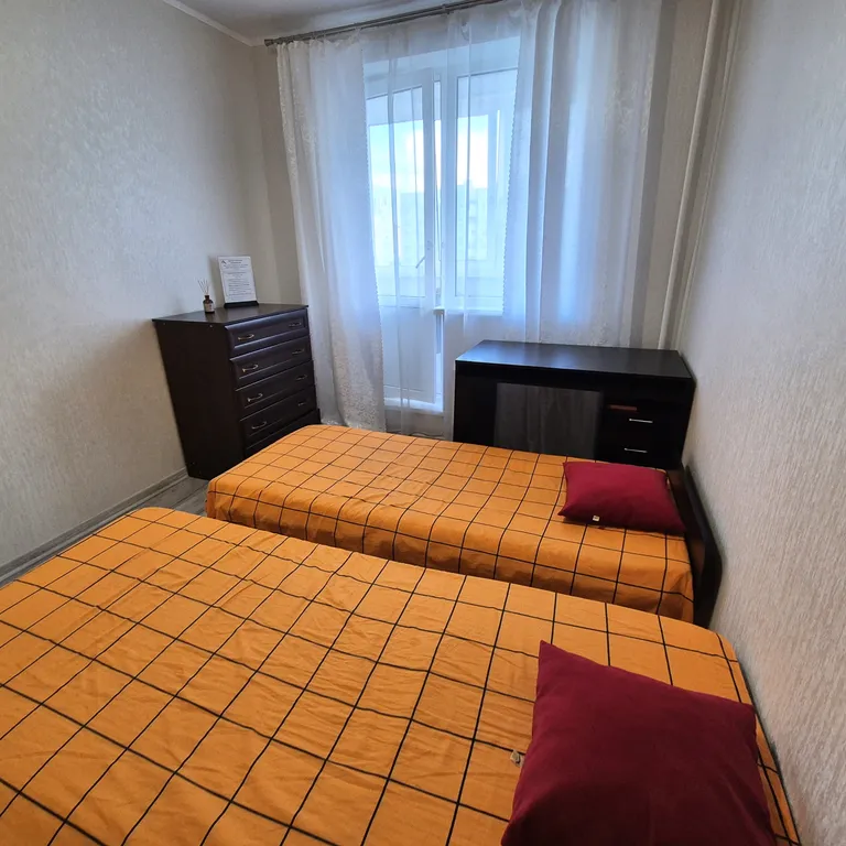 2 комн квартира в центре с 4 раздельными местами