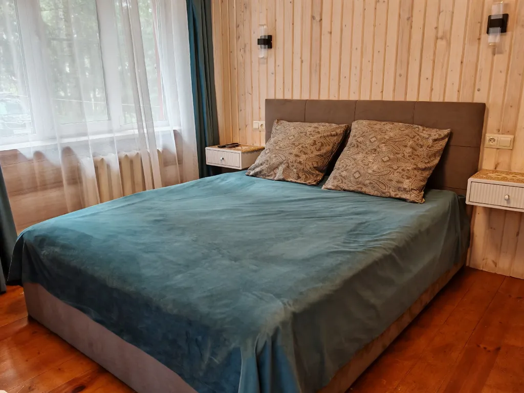 Коттедж Дом с тремя спальнями в турбазе чайка (селигер) — Турбаза Чайка