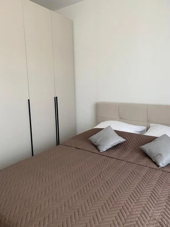 Евро однушка с видом на лес