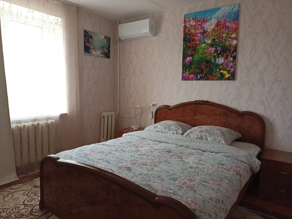 Квартира Просторная 3-комнатная квартира на 10 гостей — Волгоград