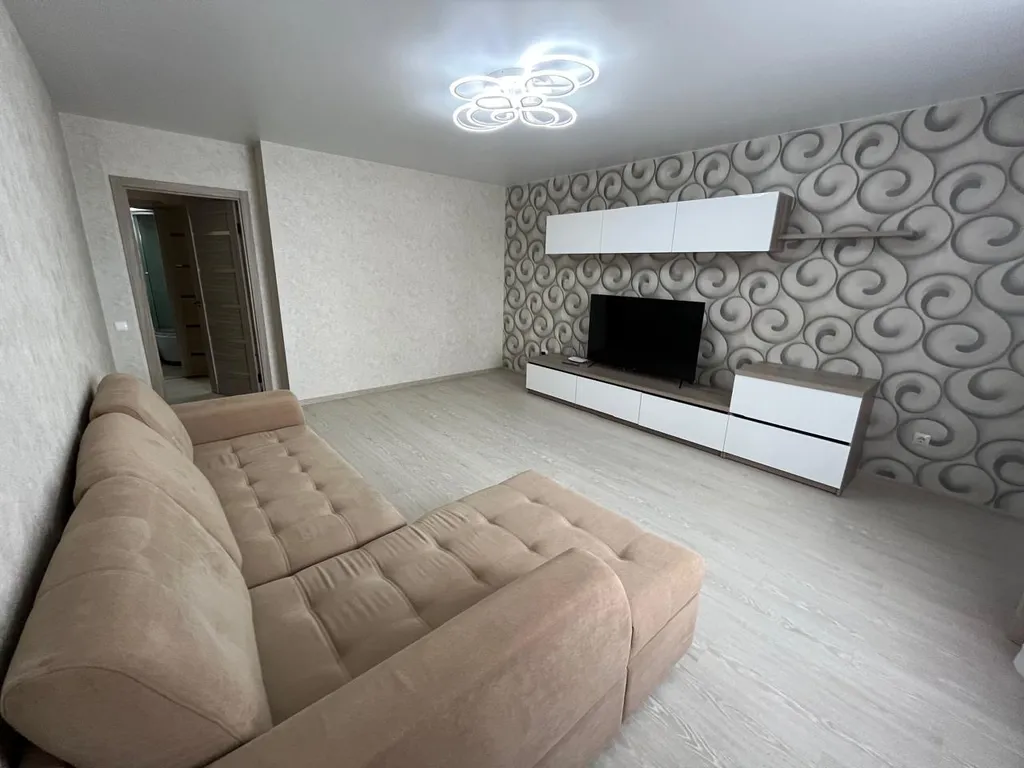 Большая двухкомнатная квартира у зоопарка — аренда посуточно в Ижевск