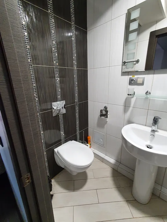 Уютный коттедж в черте города