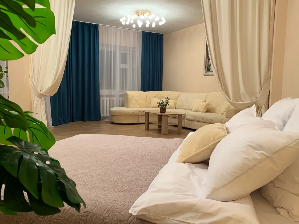 3-комнатная Квартира — аренда посуточно в Воронеж