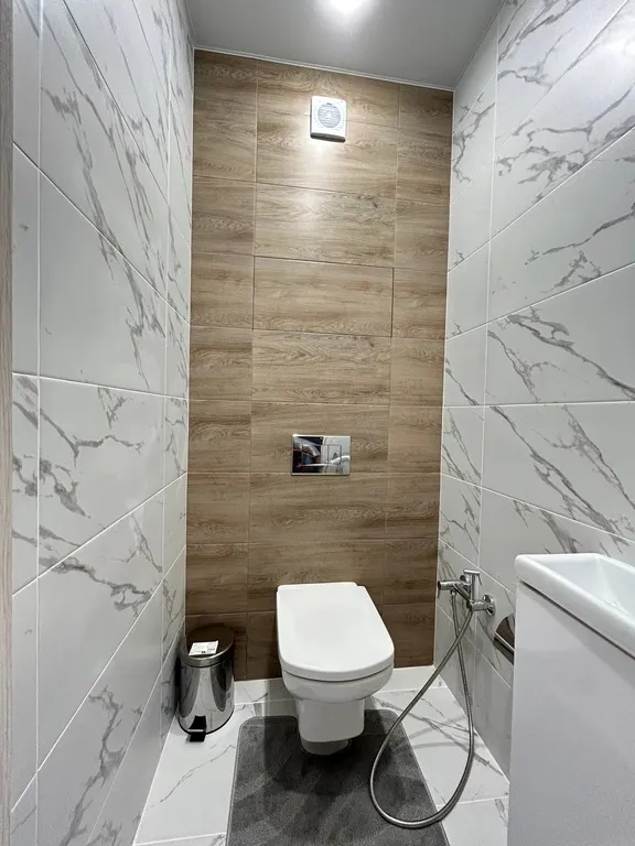 Двухкомнатная квартира на берегу моря