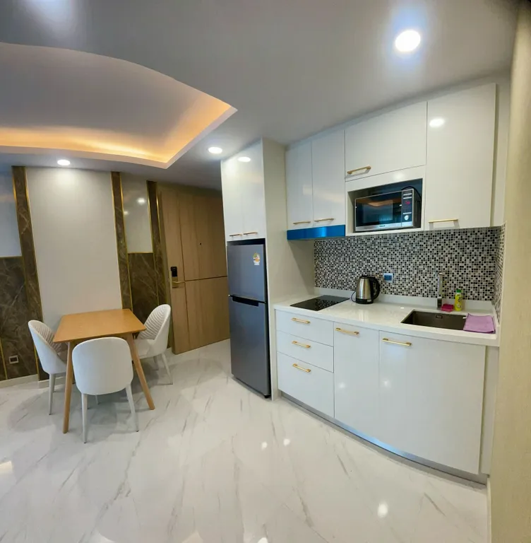 Lotus - Dusit Grand Park 2