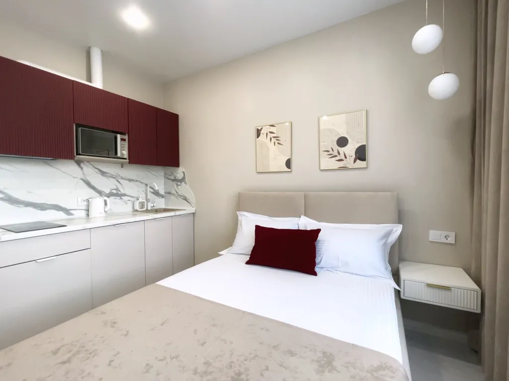 Дизайнерские апартаменты на Степана Повха