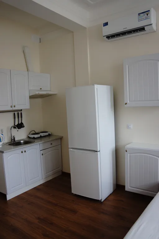 Небольшой двухместный номер на 3 этаже с террасой с видом на море