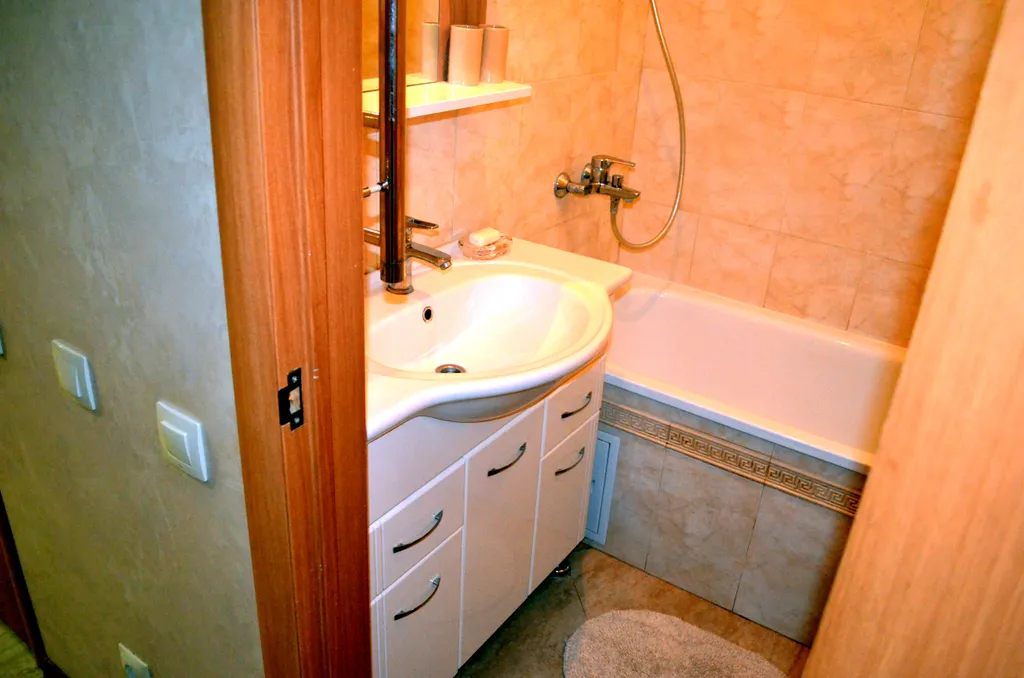 Крупногабаритная двухкомнатная квартира