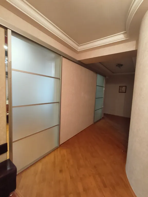 Apartment near metro Xatai