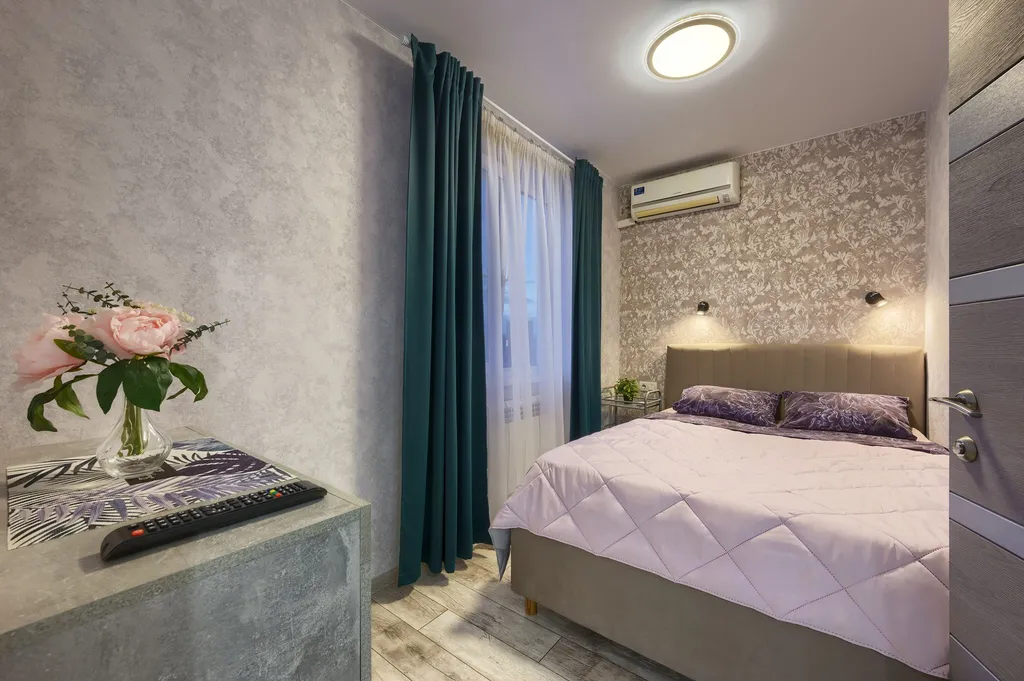 Шикарный 2-комнатный апартамент Loft Studio возле ТЦ Волгомолл