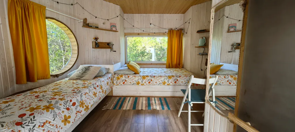 Коттедж 1-комнатный Дом — Веськово