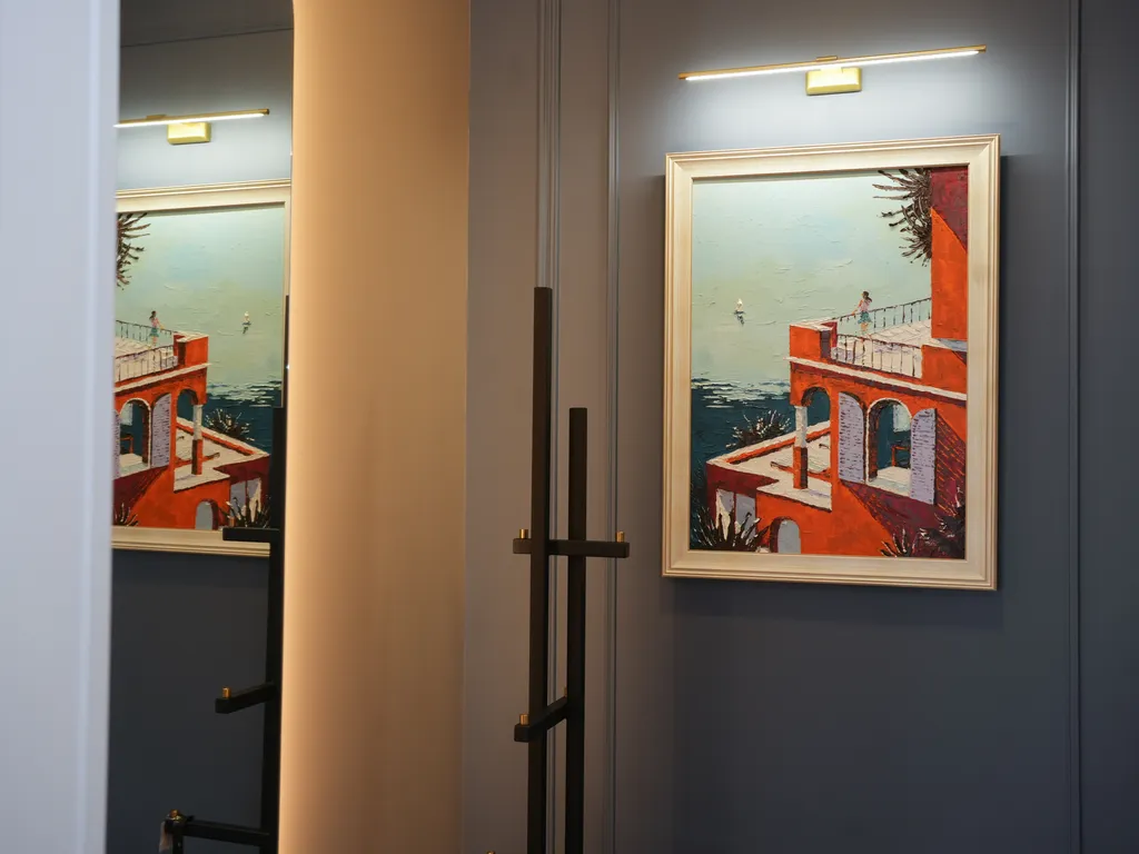 Стильная, современная квартира на набережной реки Волги