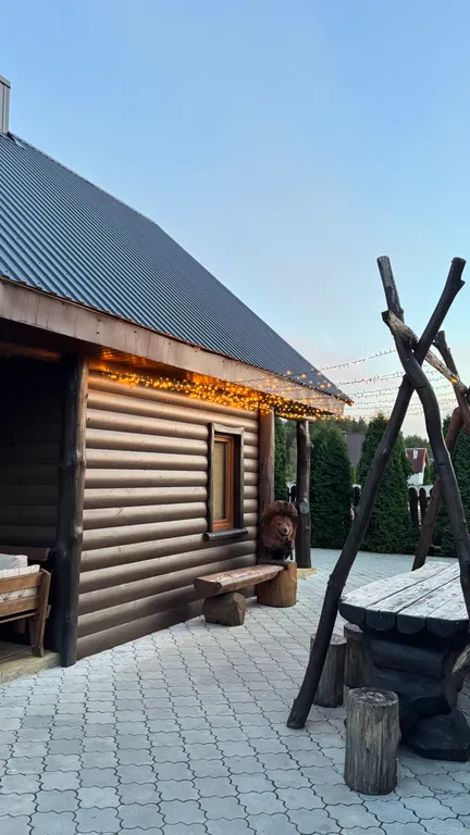 Дом с баней и бассейном