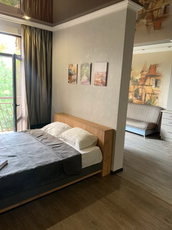 Квартира Квартира в центре, с прекрасным видом и большим балконом — Геленджик