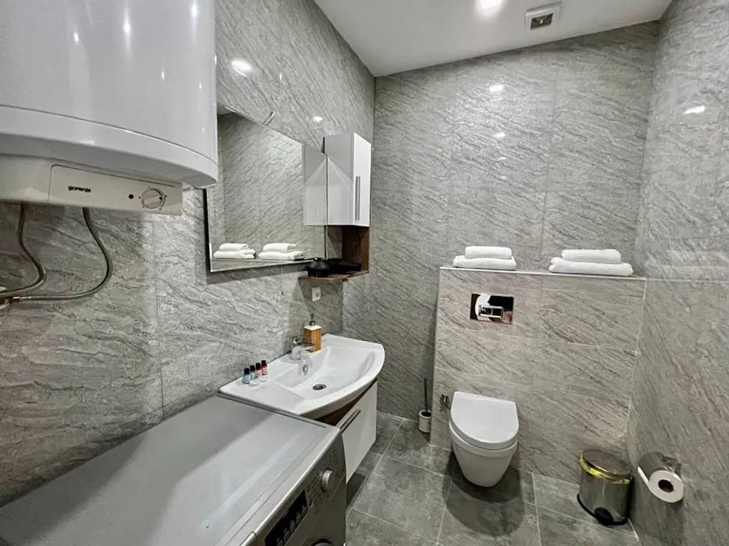 Апартаменты в центре Батуми 100 метров от моря, Porta Batumi Tower