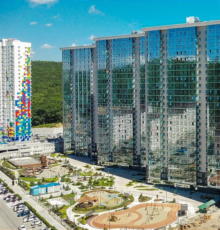 ЖК с охраняемой закрытой территорией большой детской зоной