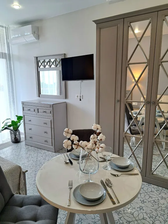 Уютная квартира в живописном месте — аренда посуточно в Алушта