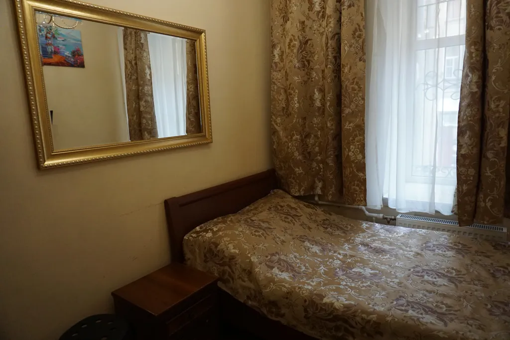 Комната — аренда посуточно в Санкт-Петербург