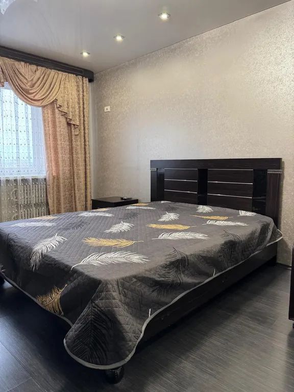 Квартира в центре города, напротив ЖД вокзала, рядом Цирк