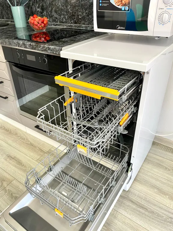 1К около моря и Кипарисового озера