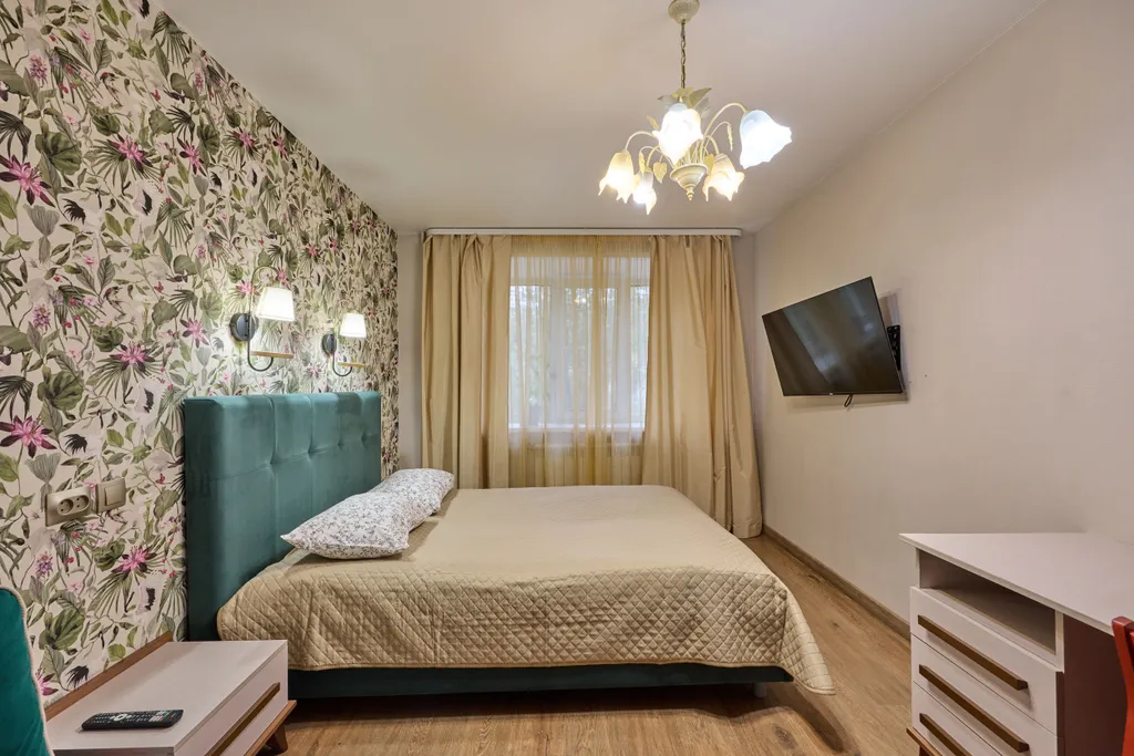 6-местные апартаменты рядом с УГМК и киностудией