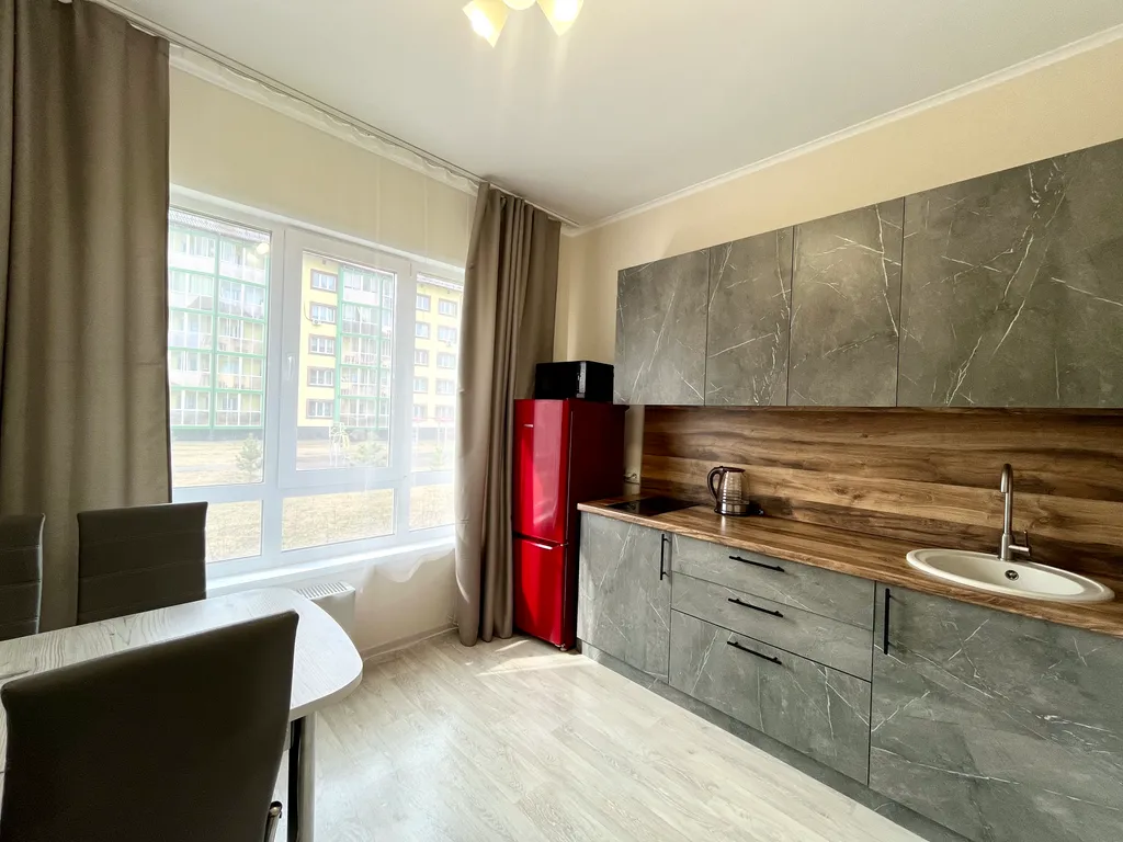 2-комн. апартаменты УНИК АПАРТ на Баварской рядом с Теннисным центром