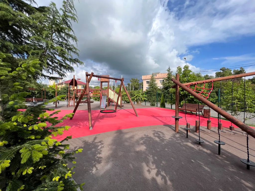 Уютный дом под ключ в элитном районе