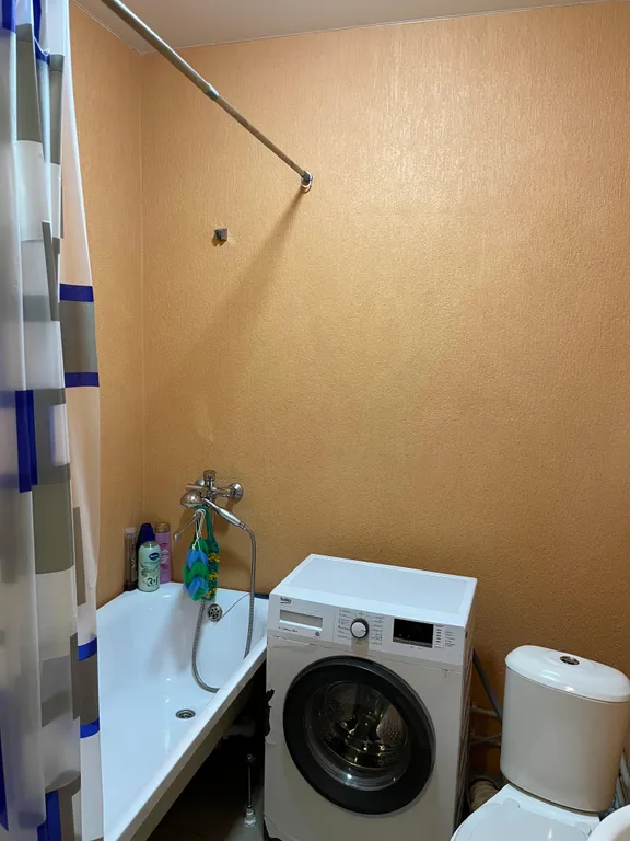 Квартира Квартира Уютная чистенькая квартирка в тихом месте — Цемдолина