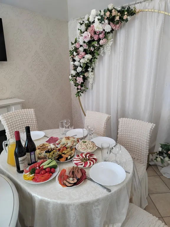 10-комнатный Дом