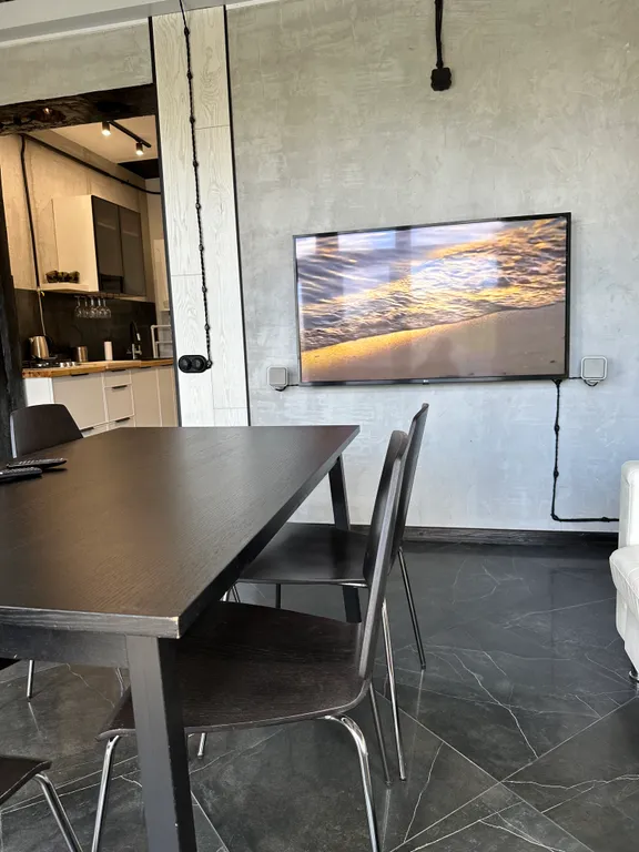 Коттедж Однокомнатный Loft-таунхаус с отдельным входом и личным двориком — Нахабино