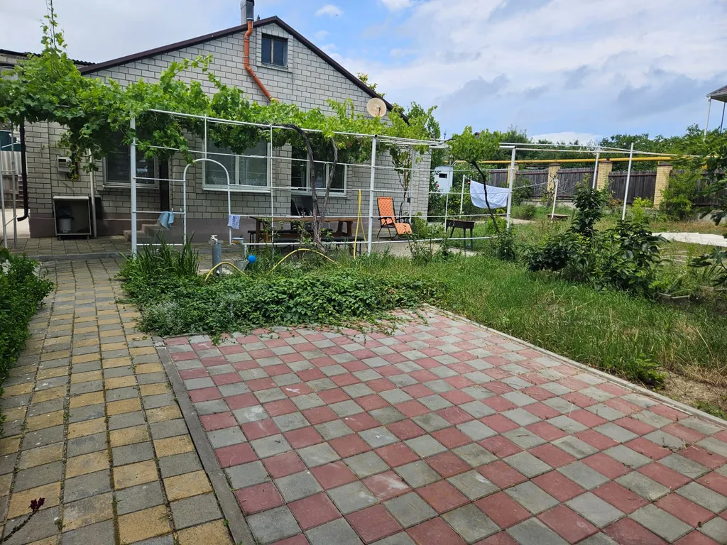 Дом в долине вязов