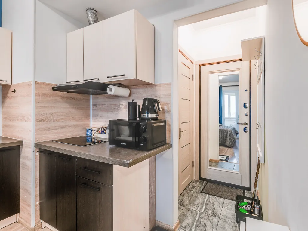 Новая студия, чистый подъезд, свежий ремонт, рядом аэропорт