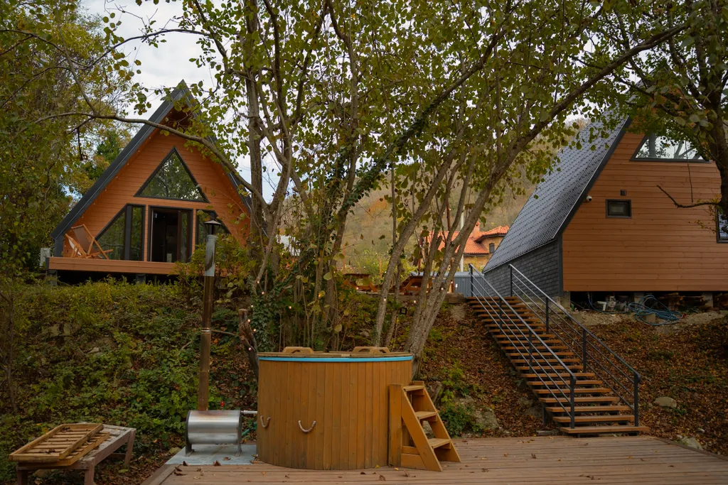 Коттедж А-фрейм коттедж Лимон с бассейном — Прасковеевка