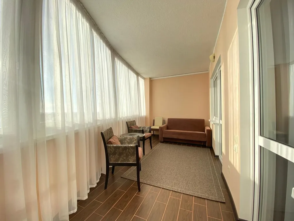 Уютная квартира в центре с видом на море. В 5 минутах ходьбы до пляжа!