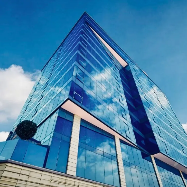 Студия в центре города с прямым выходом в модный ТЦ и террасой на 18эт