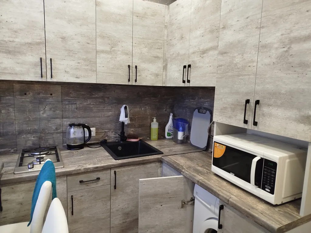 Уютная 2-комнатная квартира с новым ремонтом центр города