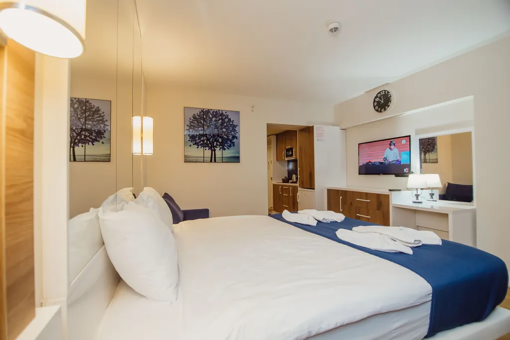 Студия с видом на море