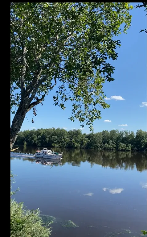Коттедж Дом на берегу реки Волхов — Волхов