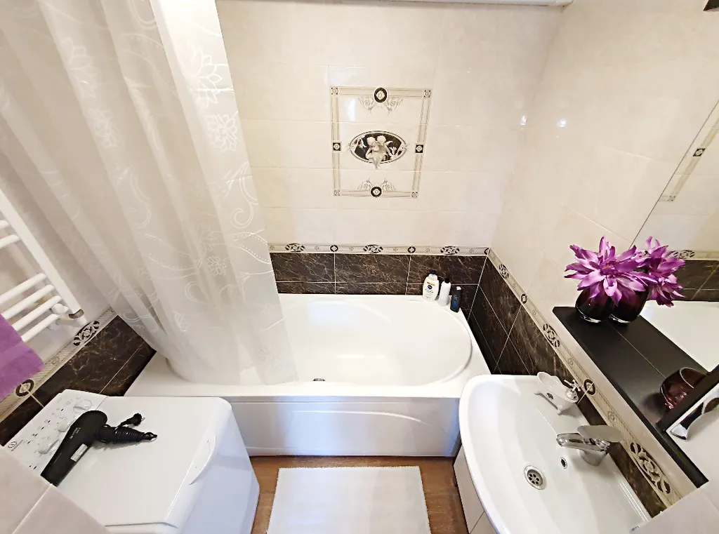 4-комнатный Дом