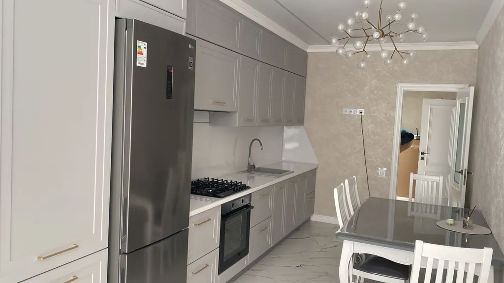 Уютная квартира в центре города с видом на горы