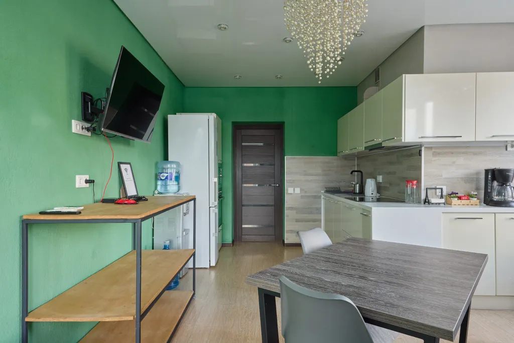 7-местные апартаменты с паркингом, напротив ТЦ