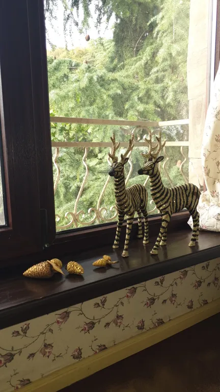 Дом-замок на море