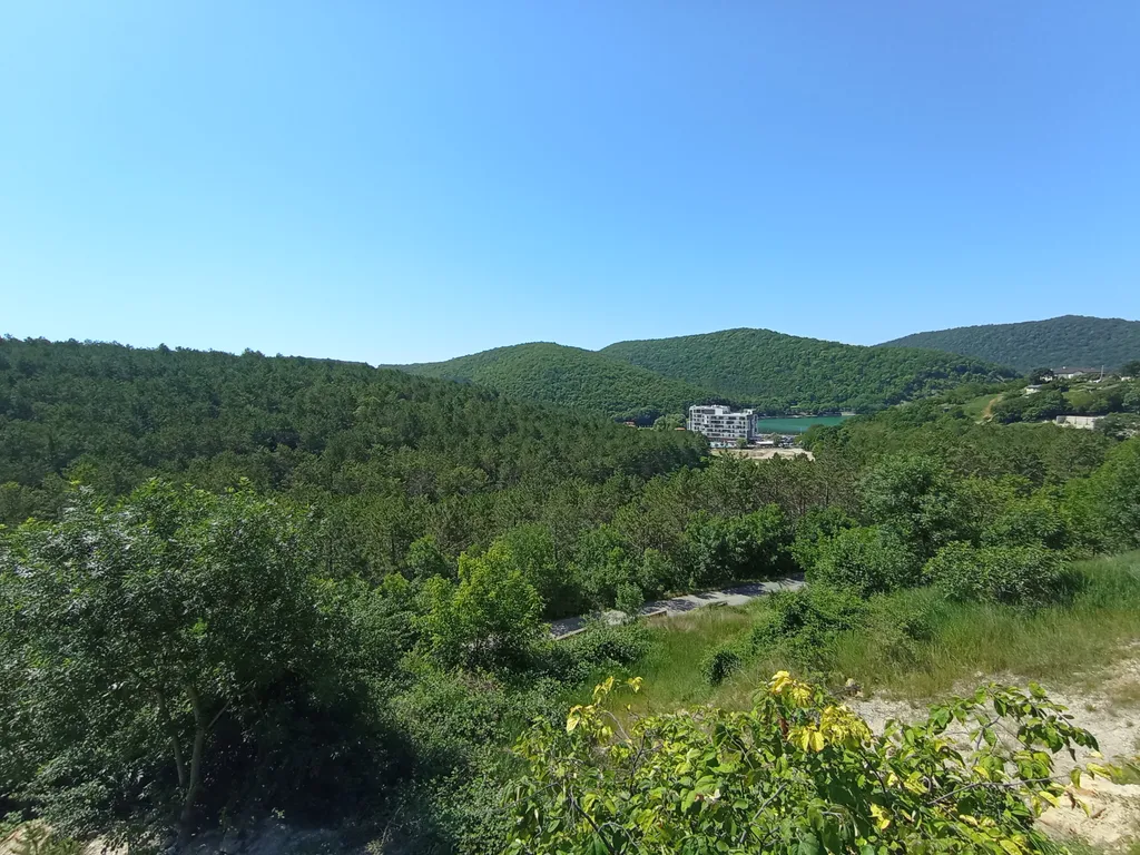 Уютные апартаменты с красивейшим видом на горы и озеро