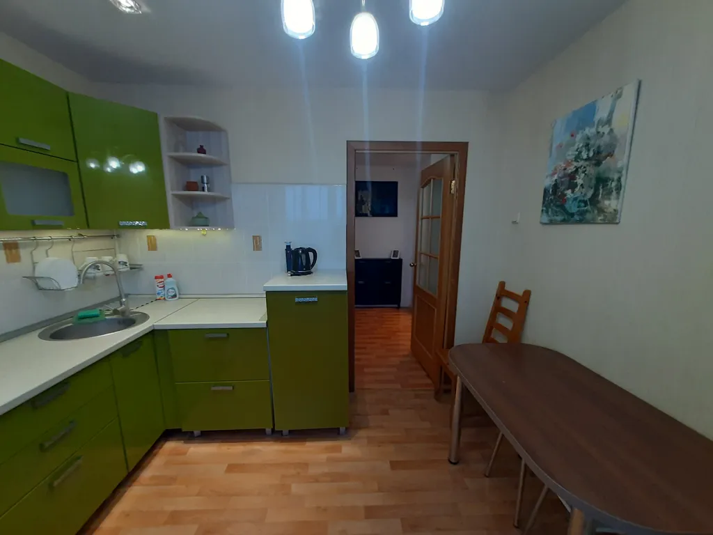 Большая квартира c красивым видом на город