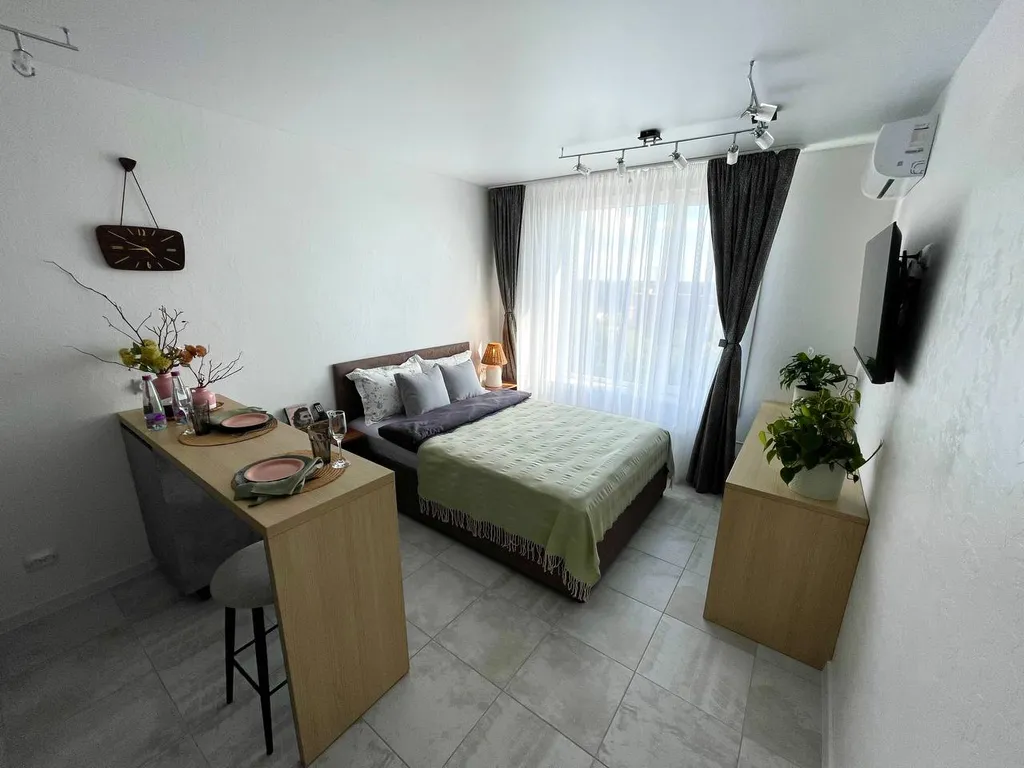 Стильная студия в центре города рядом с областной больницей